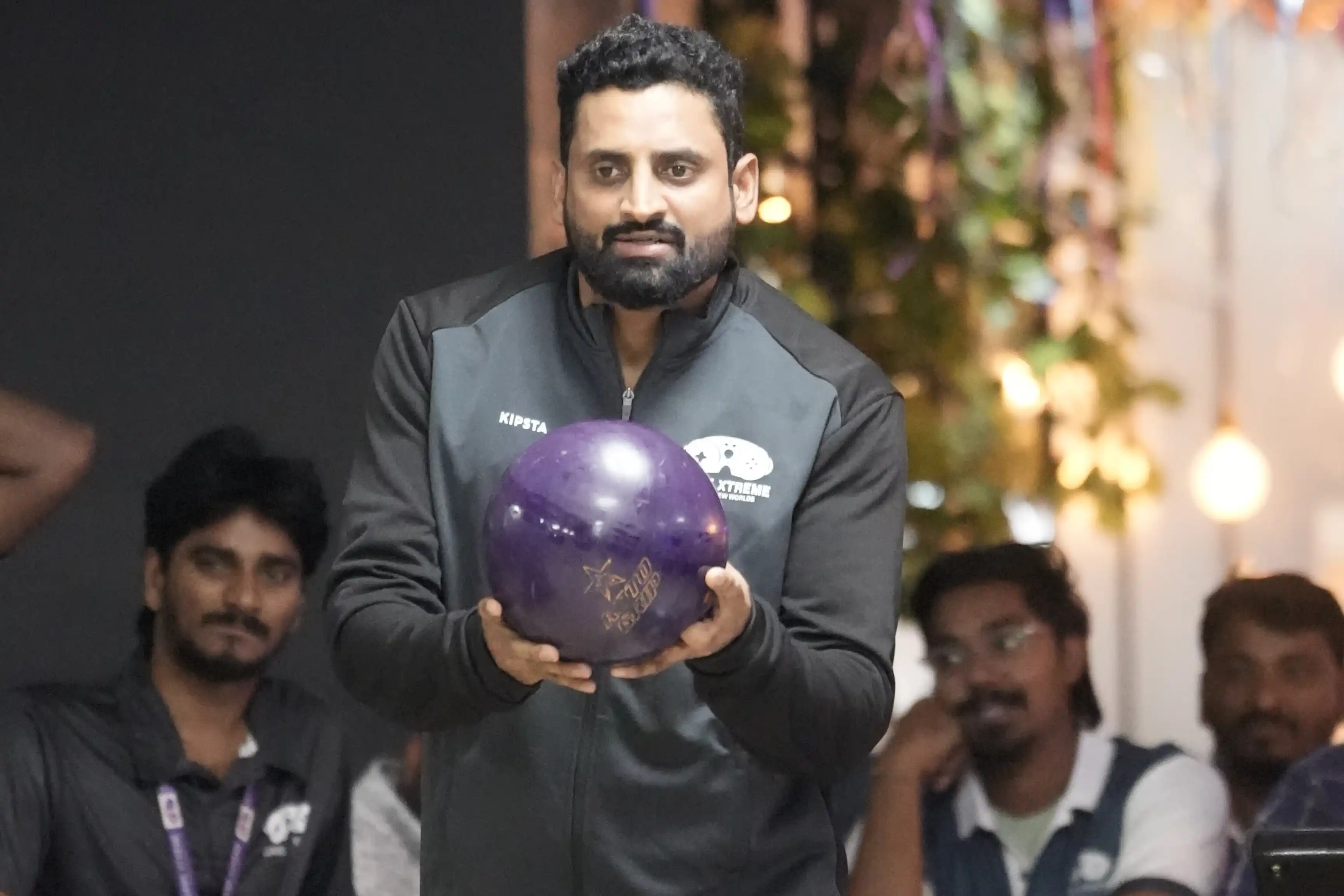 120-Second Bowling Blitz 2024 — players in action at Game Xtreme